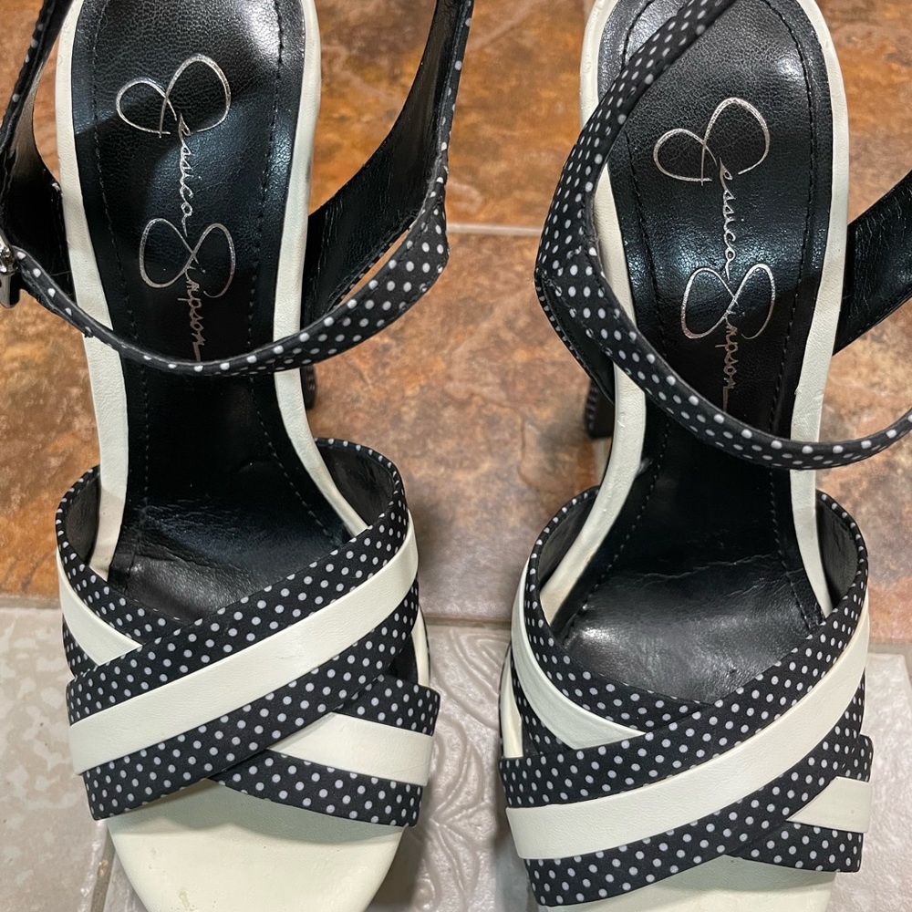 Jessica Simpson open toe platform heels, front straps